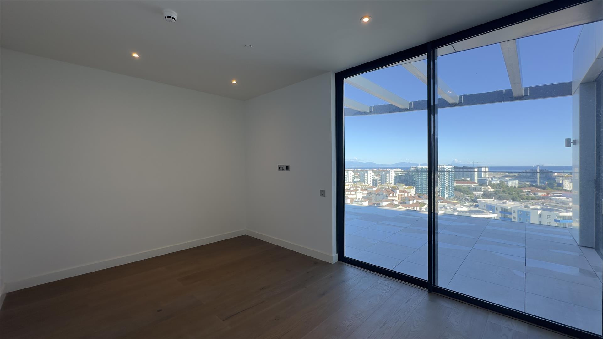 Image of Apartment - 3 Bedrooms - 3 Bathrooms for Rental in EuroCity-Gibraltar, Image 5